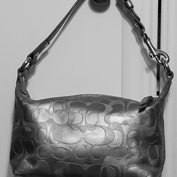 Authentic Small Coach Bag - Picture 1 of 3